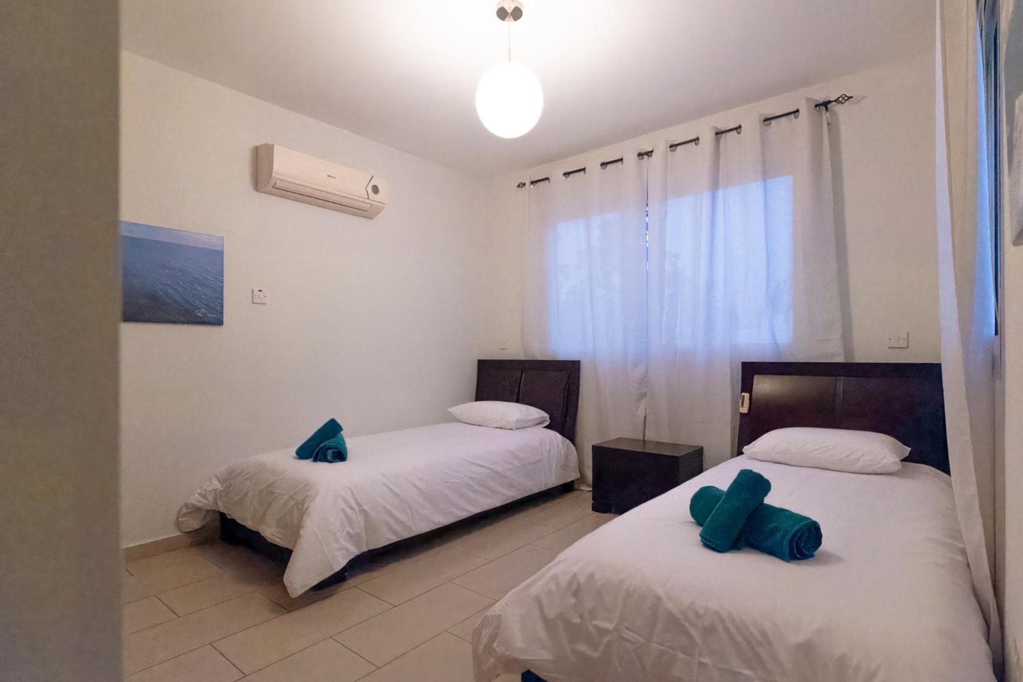 Nefeli Blue-Horizon 2B, Pool, Suites, Big Balconies Pafos Exterior foto